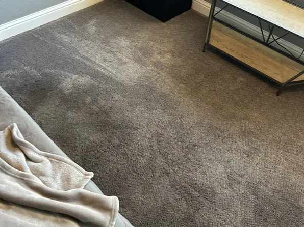 208 NE 1st St, Lees Summit, MO 64063