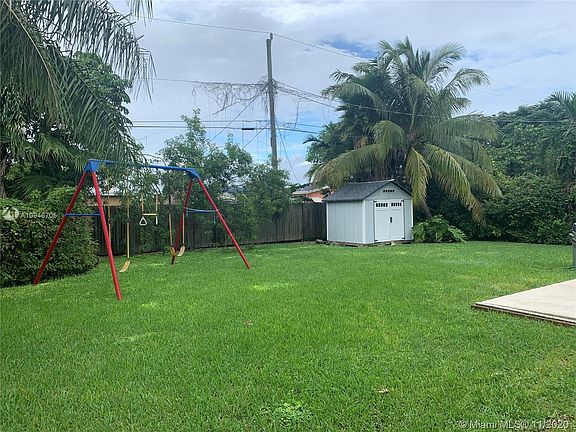 2nd image of 9855 Montego Bay Dr