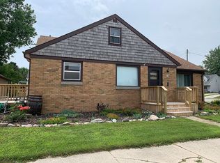 919 Wilson St, Manitowoc, WI 54220