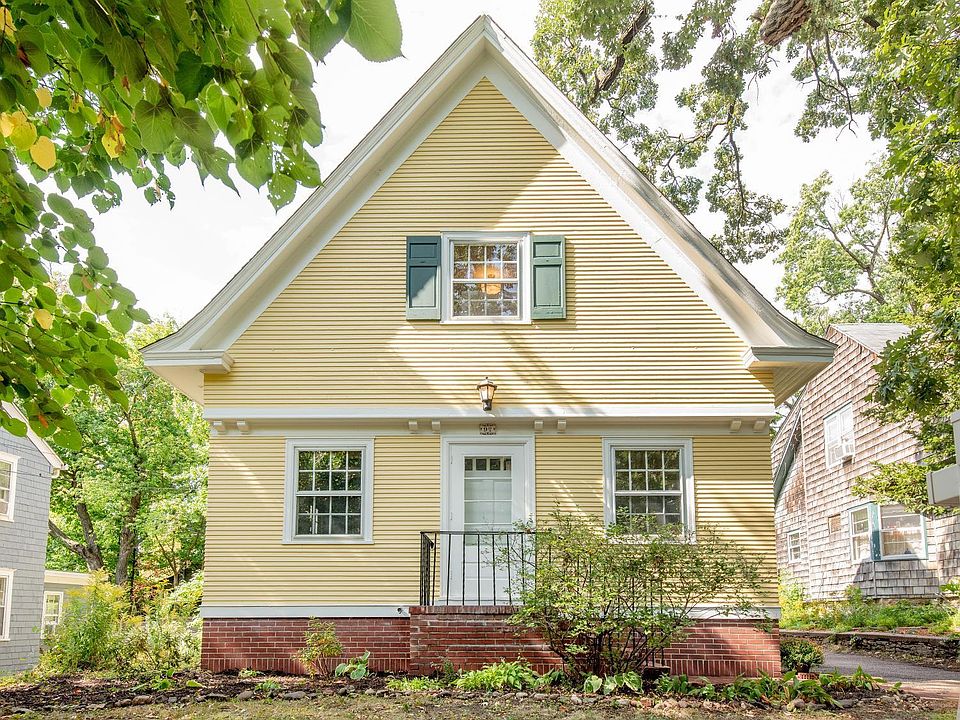 1st image of 92 Orlin Ave SE