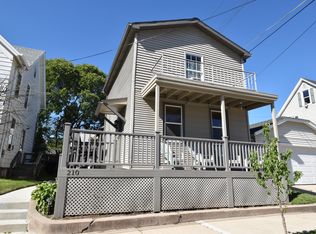 210 Kewaunee St, Racine, WI 53402