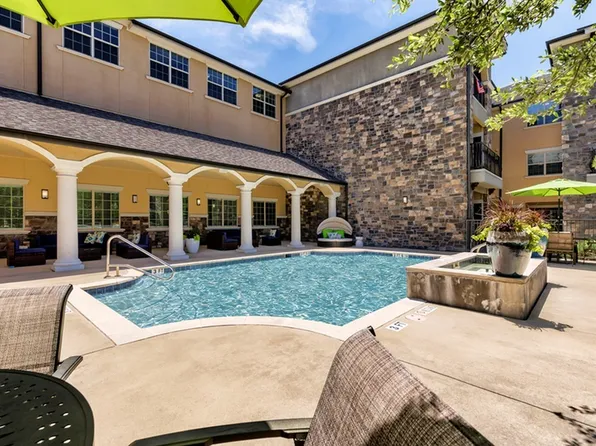 Aviva Fort Worth - 55+ Active Adult Apartment Homes