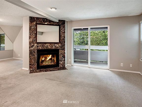 3rd image of 9470 Redmond Woodinville Rd NE APT C219