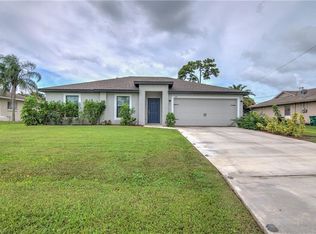 450 SW 19th St, Cape Coral, FL 33991