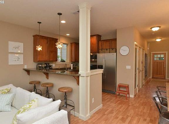 4th image of 6106 NE 81st Ave