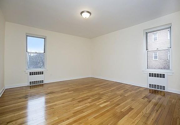 5th image of 6535 Yellowstone Blvd #3H