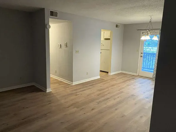 2906 Taylor Ave APT 8, Springfield, IL 62703