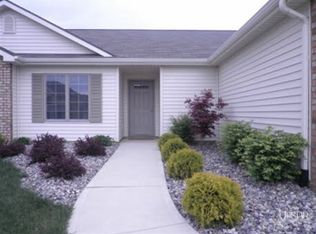 8530 Springberry Dr, Fort Wayne, IN 46818