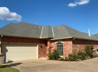 10328 Hawthorn Dr, Oklahoma City, OK 73120