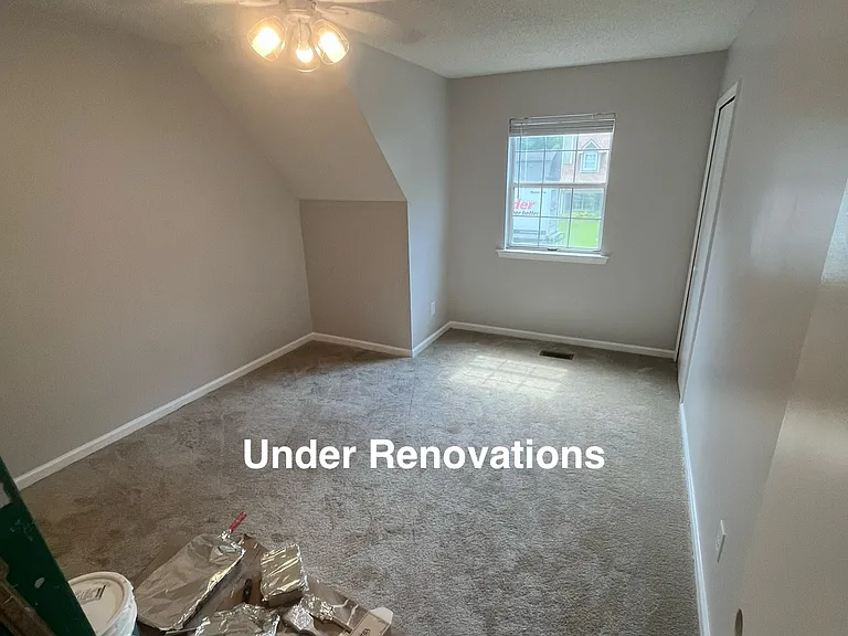 7322 Albert St — Photo 17