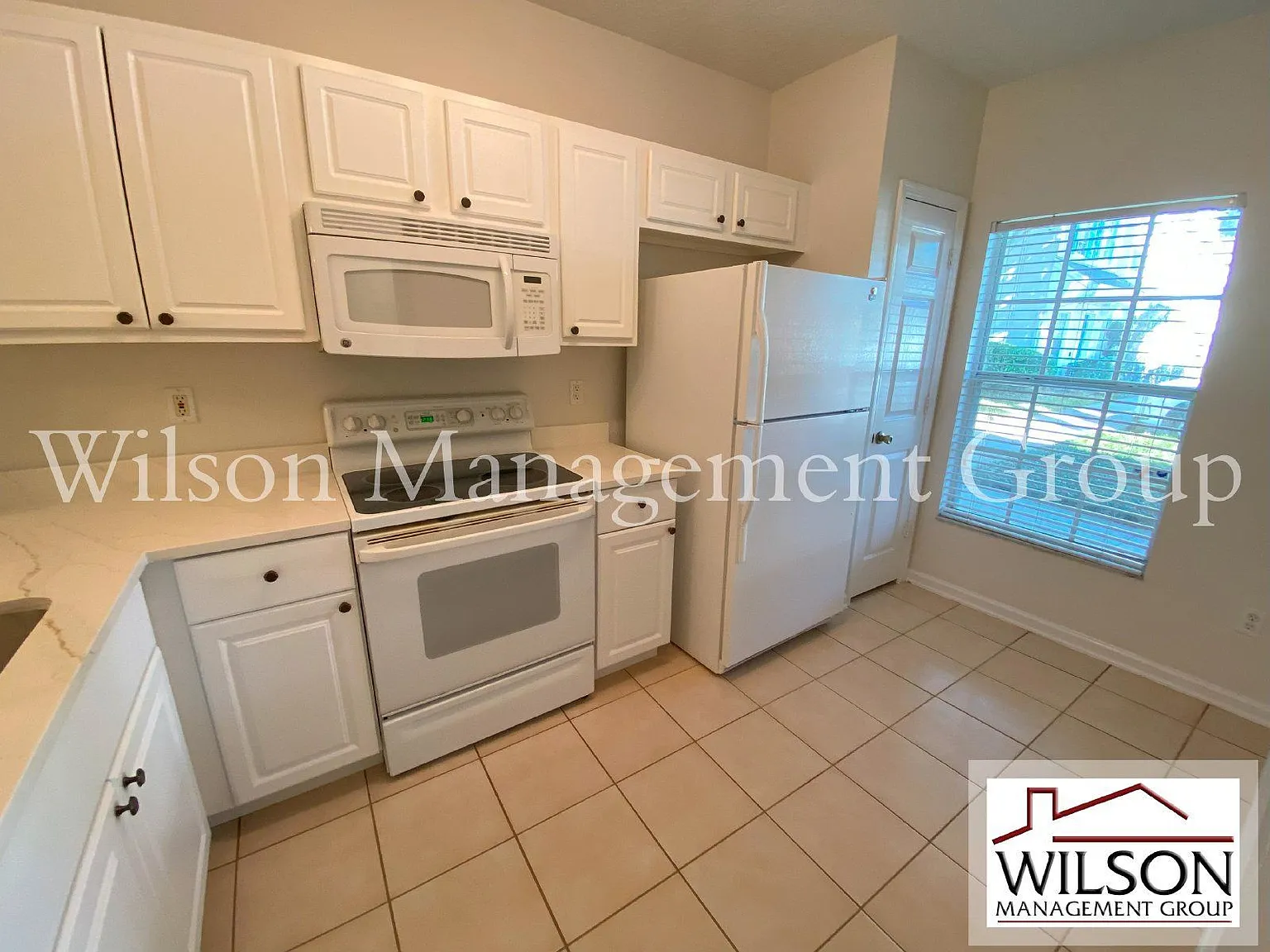 2 bed, 2.5 bath, 1095 sqft, $1,750 — Photo 4