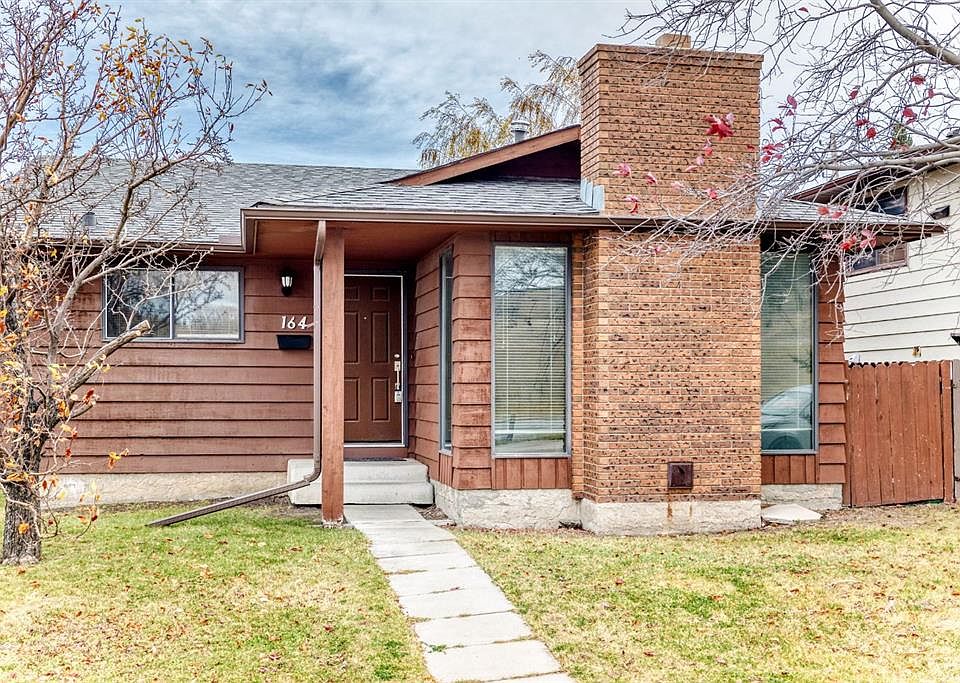 1st image of 164 W Beaconsfield Way NW