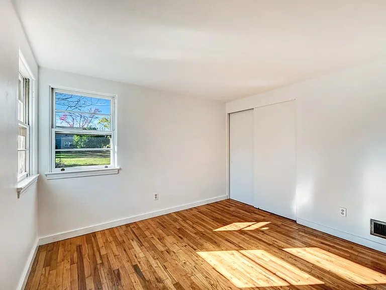 819 Fairview Ave — Photo 18