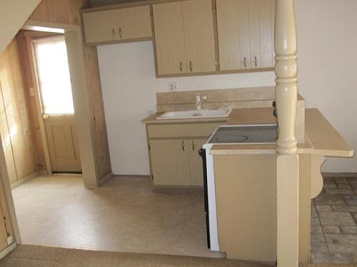 5th image of 493 Lupin Ln