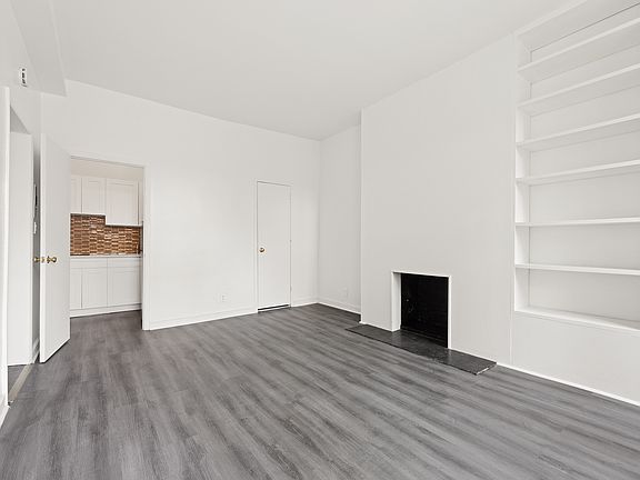 3rd image of 243 E 60th St APT 4B