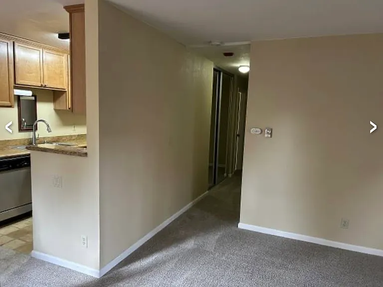 2250 Monroe St #241 — Photo 4