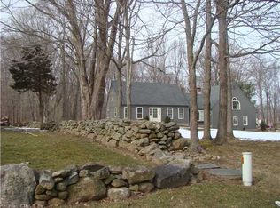 5 Colonial Dr, Clinton, CT 06413