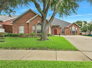 3813 Blueridge Dr, The Colony, TX 75056