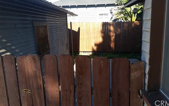 5th image of 223 N Vine Ave