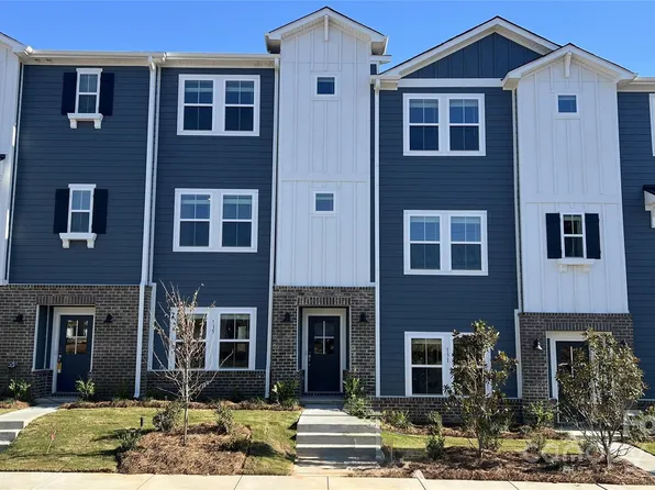 135 Kona Ln, Fort Mill, SC 29708