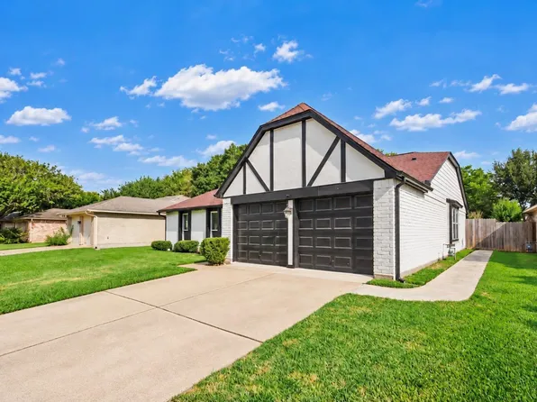 2419 Broken Elm Dr, Richmond, TX 77406