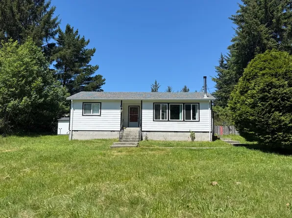 2350 Howland Hill Rd, Crescent City, CA 95531