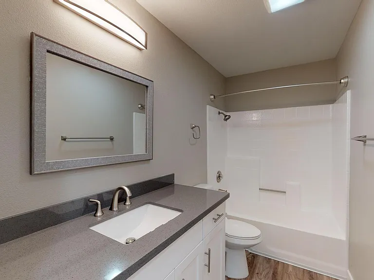 1170 Sumner Ave #12 — Photo 18