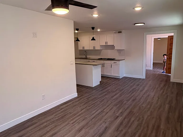 640 Arredondo Dr #B — Photo 6