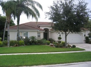 5810 La Gorce Cir, Lake Worth, FL 33463