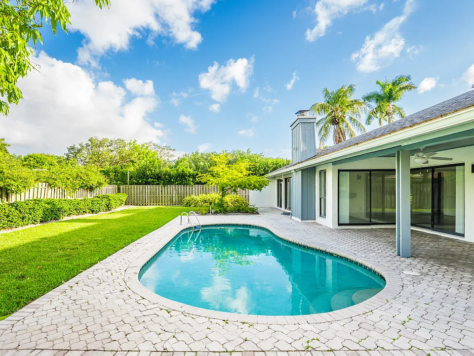3048 NW 27th Ter