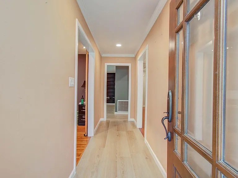 9002 Railton St — Photo 4
