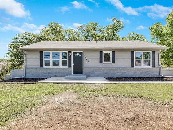 1925 N 86th St, Kansas City, KS 66112