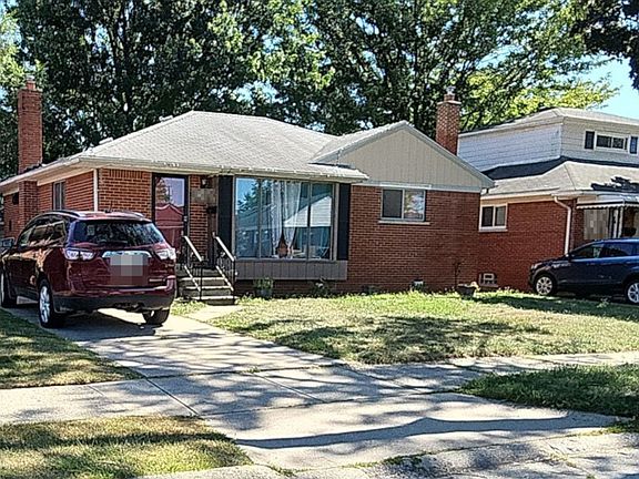 3rd image of 25706 Ursuline St