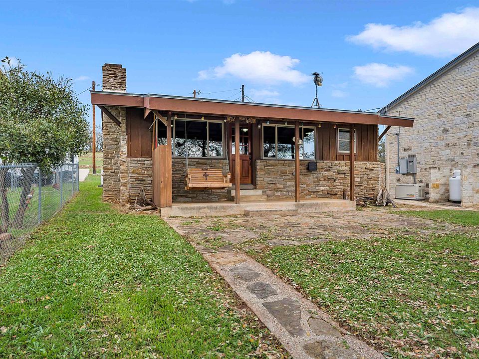 1st image of 212 Baker Lane