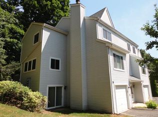 69 Northwest Dr APT 13, Plainville, CT 06062