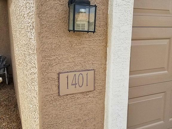 3rd image of 1401 E Torrey Pines Ln