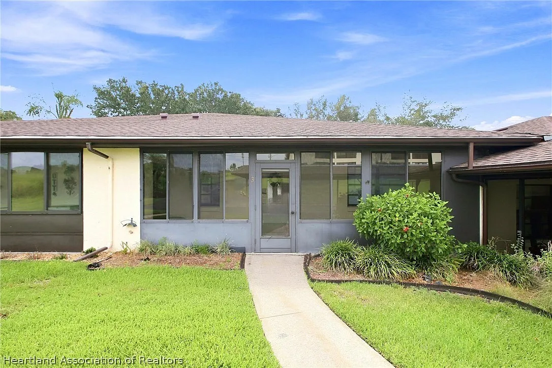2 bed, 2.0 bath, 1344 sqft, $1,800 — Photo 2