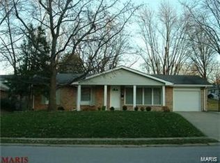 2936 Mockingbird Dr, Saint Charles, MO 63301
