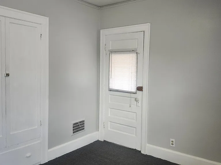 12364 Monica Ave — Photo 14