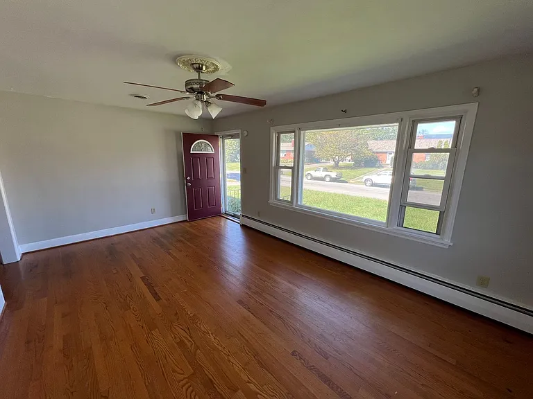 1302 Penley Blvd — Photo 12
