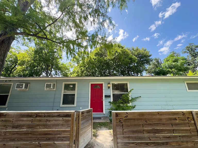 610 Genard St #A — Photo 16
