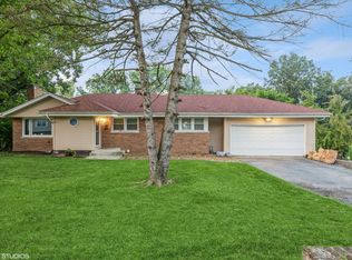 828 Exmoor Rd, Olympia Fields, IL 60461