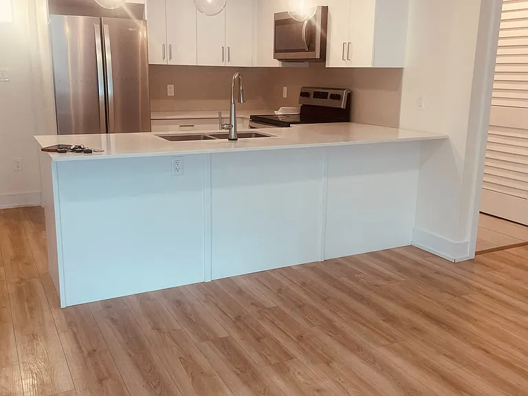 121 Mary St #205 — Photo 6