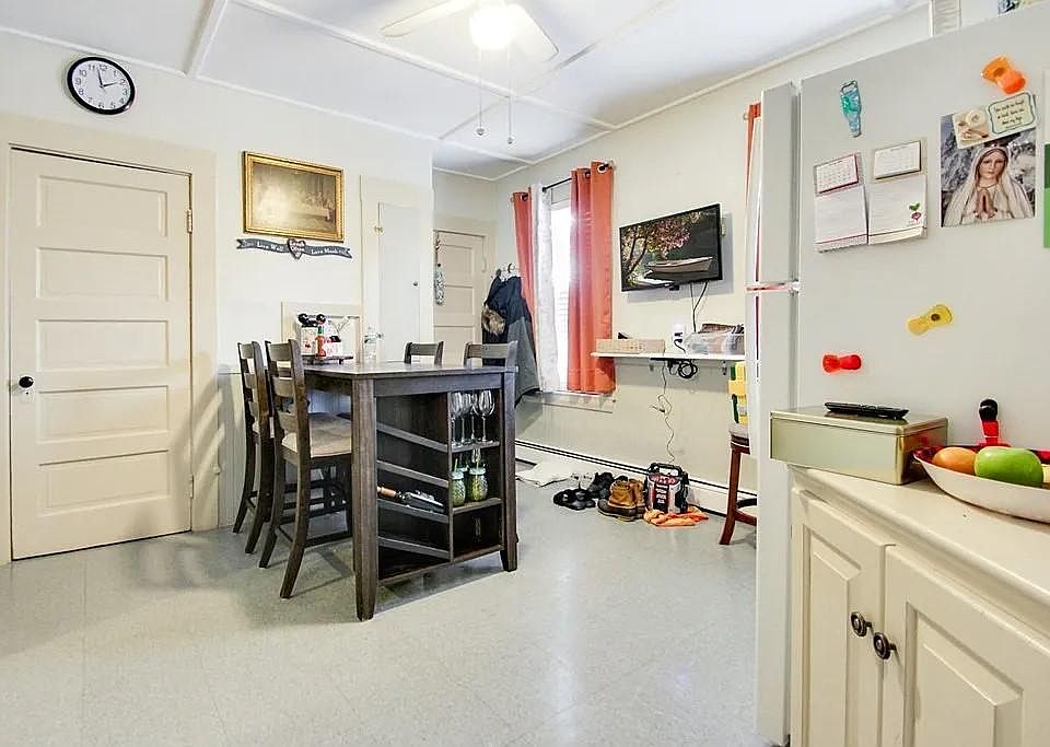 1st image of 20 New Hampshire Ave #1