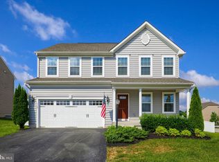 1165 Countryside Rd, Seven Valleys, PA 17360