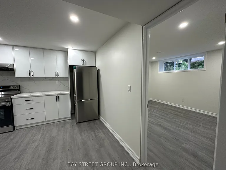 17 Kilkenny Dr #LOWER — Photo 10