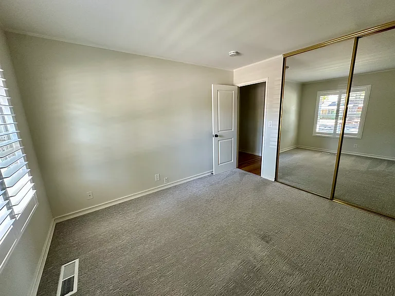 322 Castle Rock Rd — Photo 24