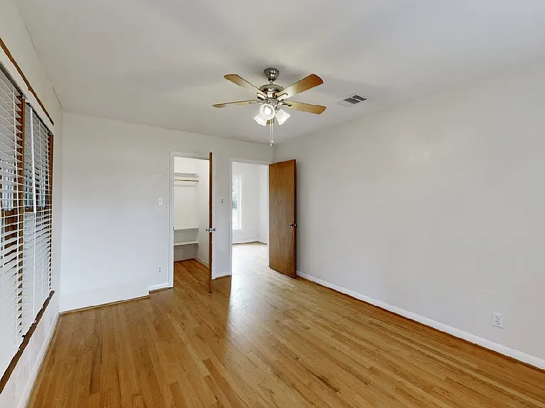 511 Homestead St — Photo 47