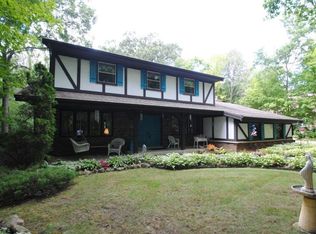 9065 S 42nd St, Franklin, WI 53132