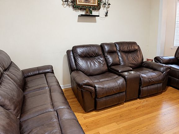 5th image of 1317 S 57th Ave